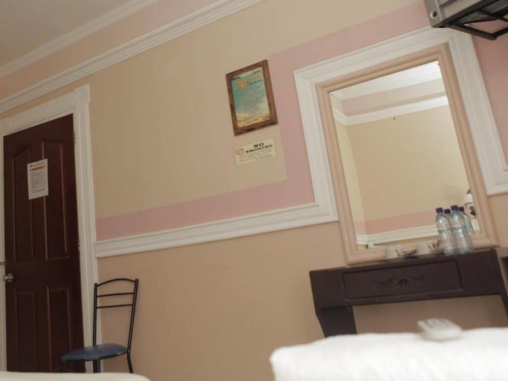 Golden Palace Hotel Tagum Zewnętrze zdjęcie
